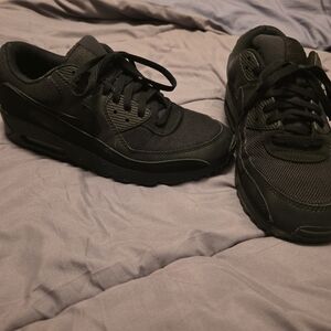 Nike Men's All-Black Sneakers